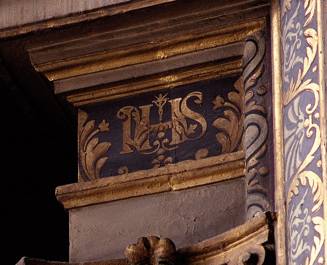 Détail d'un des chapiteaux d'une chapelle de l'église Saint-Eustache, Paris