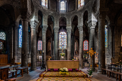 Chœur de la basilique Notre-Dame d'Orcival