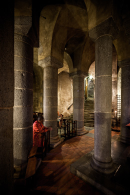 Crypte de la basilique Notre-Dame d'Orcival