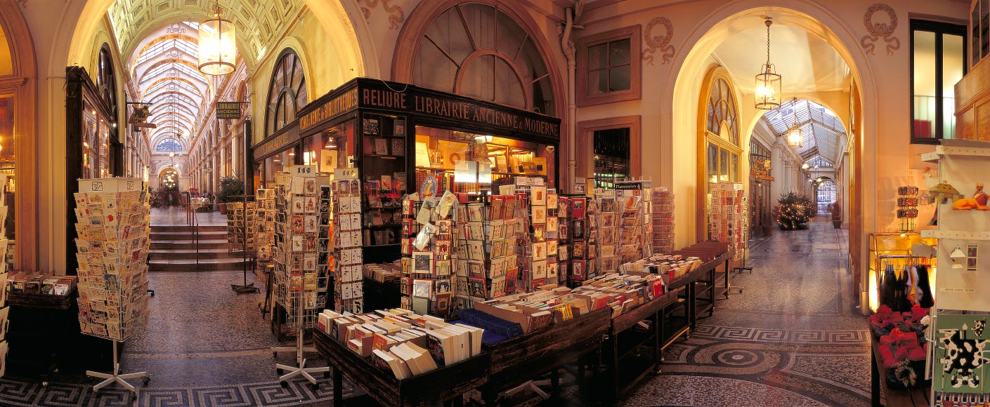 La galerie Vivienne à Paris et sa célèbre librairie 