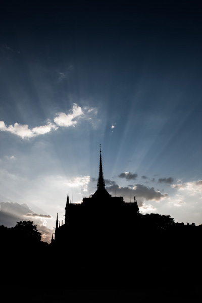 Contre-jour sur Notre-Dame de Paris