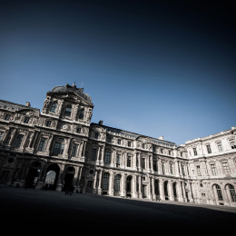 La cour Carrée du Louvre et le pavillon de Marengo