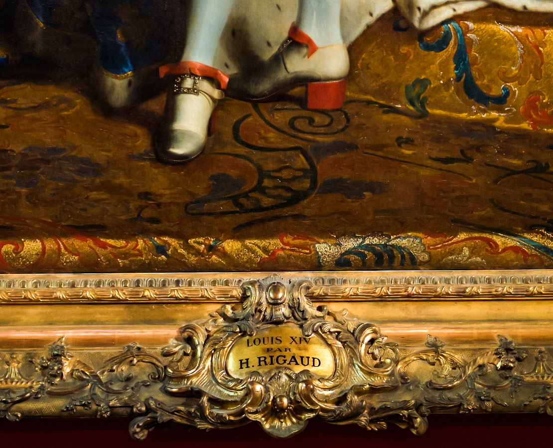 Détail du portrait de Louis XIV par Hyacinthe Rigaud au Musée du Louvre