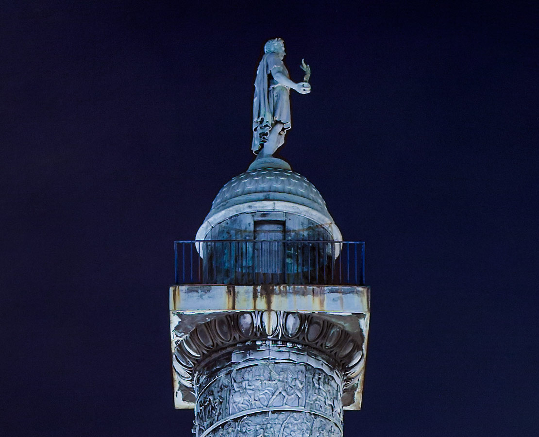 Napoléon en César au sommet de la colonne Vendôme, Paris